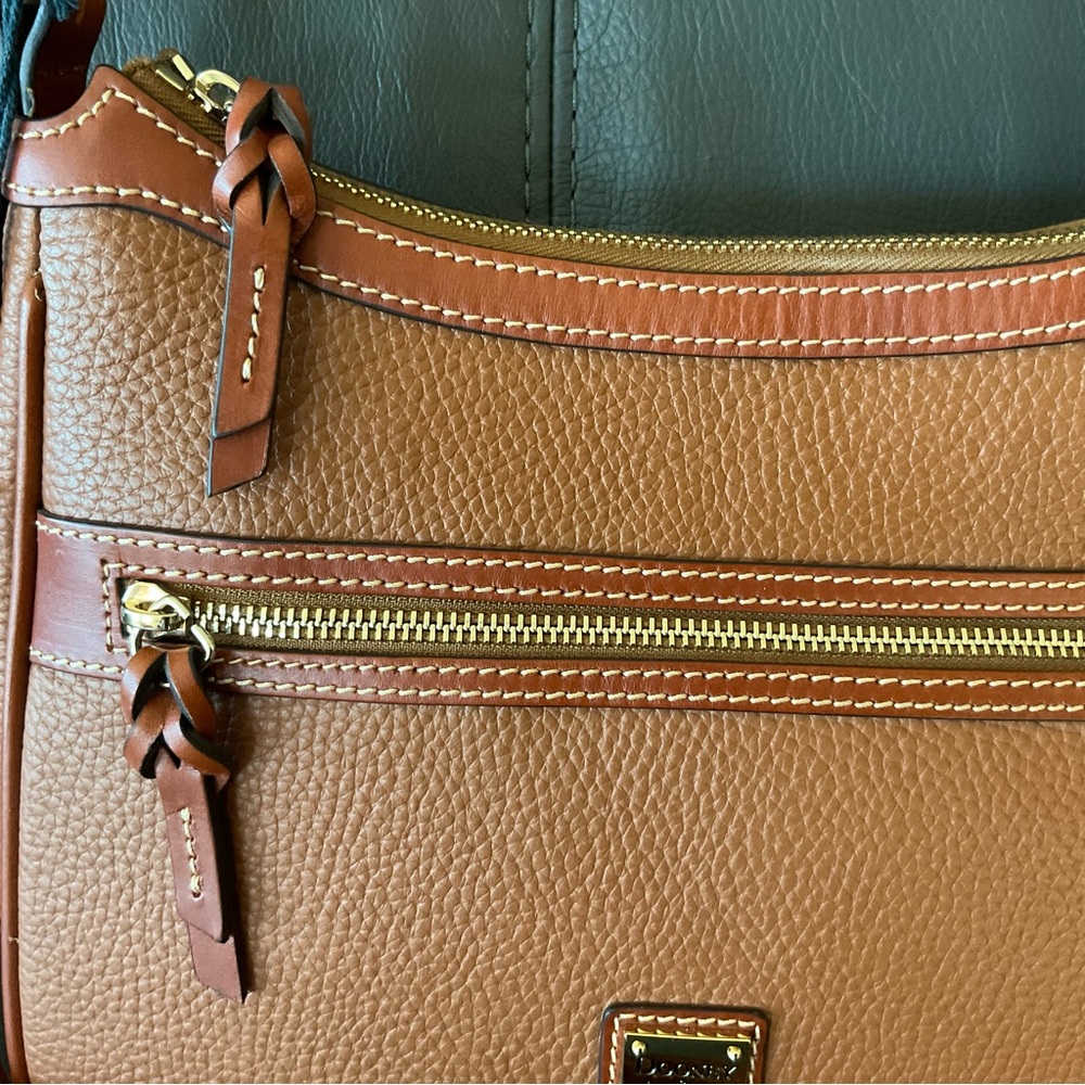 Dooney & Bourke Presley NWT - Picture 2 of 7